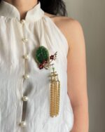 BC190226001 - Handmade Flover Oval Jade Brooch - Image 2