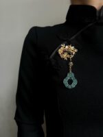BC060326003 - Pagoda Gold With Tussle Jade Brooch - Image 2