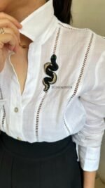 BC040426001- Black Snake Brooch - Image 4
