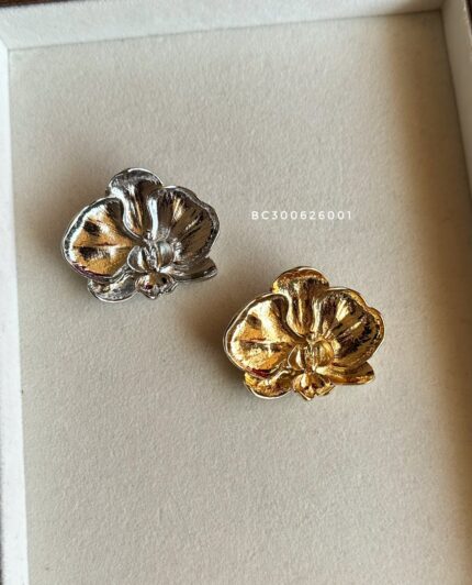 BC300626001- Metal Orchid brooch