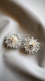 ER611721 - Handmade Flower Earrings - Gold - Image 5