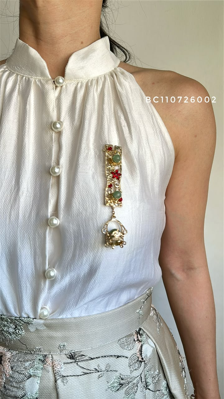 WhatsApp Image 2026-07-11 at 11.31.18 bc110626002- jade rouge brooch - Image 1